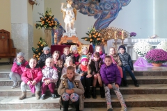Figura św. Michała Archanioła - dzieci z Betanii